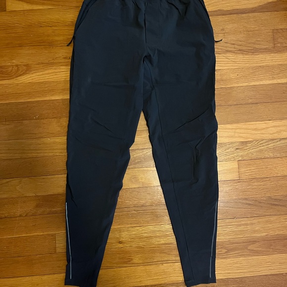 Lululemon Surge Hybrid Pant XS Dark Gray Like New - Picture 2 of 6